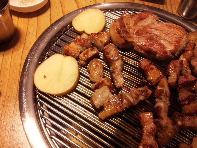 돈나라 이미지