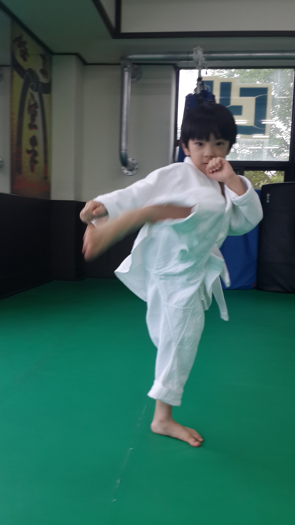 준헌 이미지