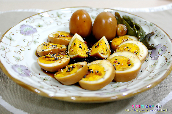 삶은계란 나는 이렇게 먹는 게 제일 맛있다? | 인스티즈