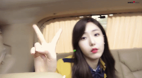 막내들 졸업식에 간 여자친구.gif | 인스티즈