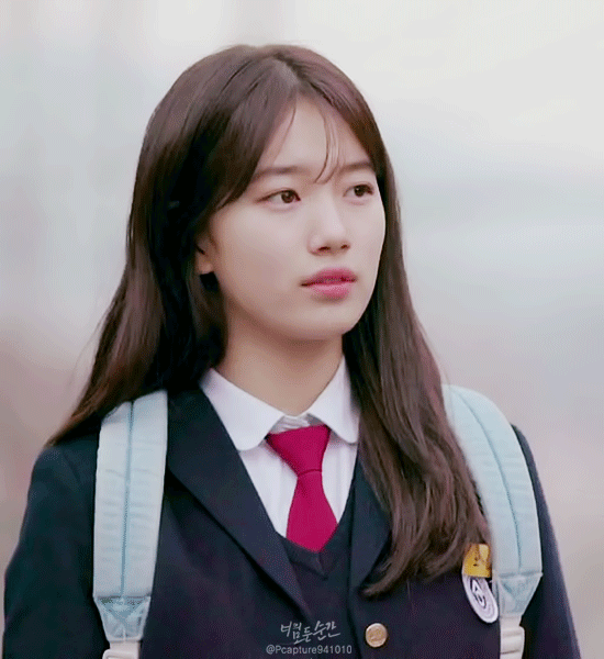 수지가 진짜 예쁘게 나왔던 드라마.gif | 인스티즈