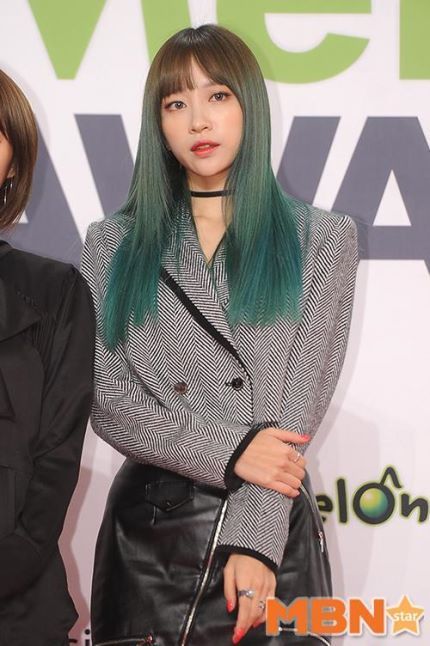 오늘자 새로운 컨셉으로 나온 EXID | 인스티즈