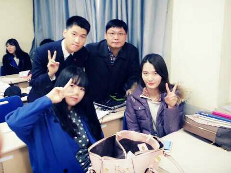 에이플러스진(A+진) 이미지