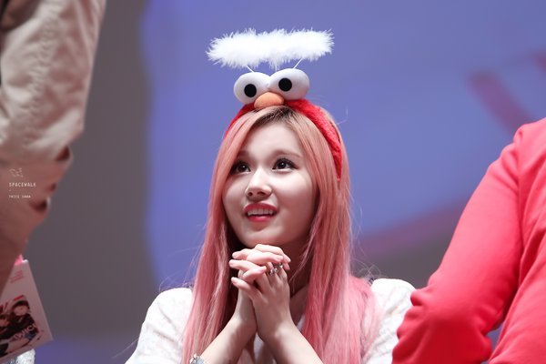마리텔 미모 열일하는 사나.gif | 인스티즈