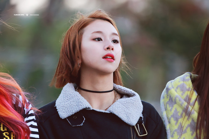 직각어깨를 가진 트와이스 채영 | 인스티즈