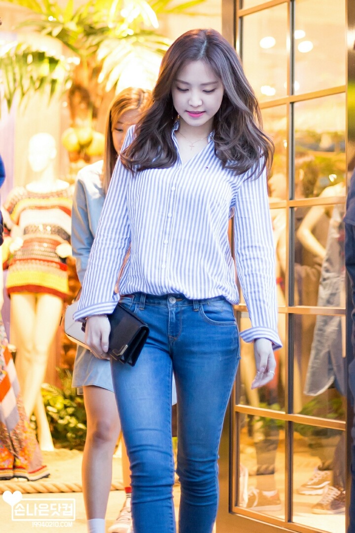손나은 청바지 몸매ㄷㄷㄷ | 인스티즈