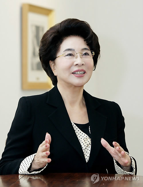 대한민국 최고의 동안녀 | 인스티즈