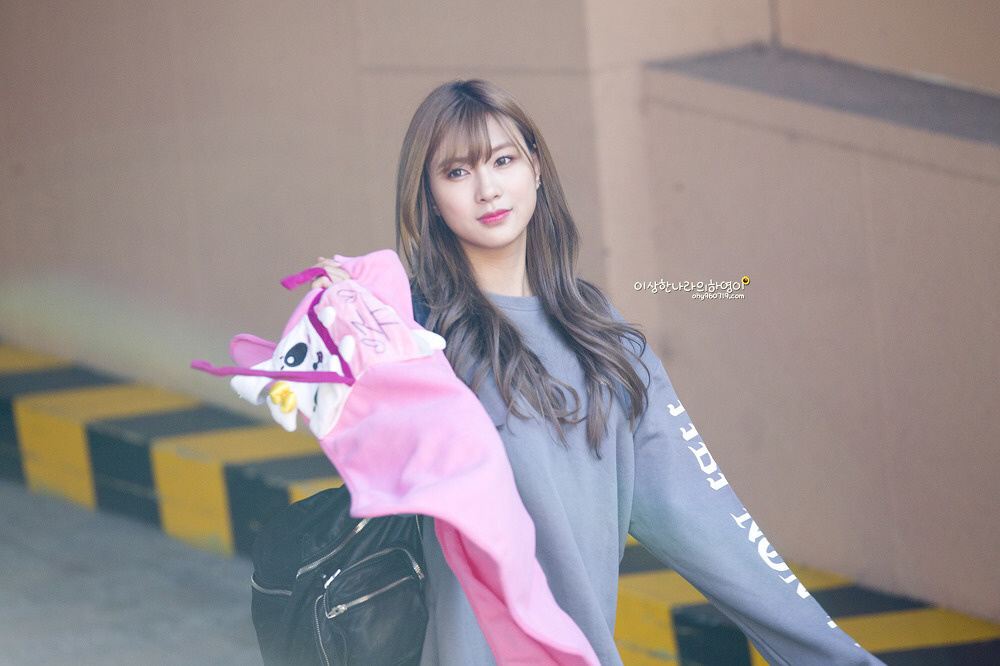 장발이 잘어울리는 에이핑크 오하영.jpgif | 인스티즈