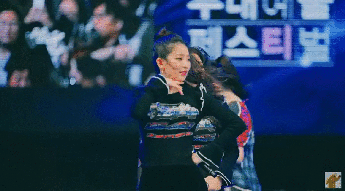 [레드벨벳] 바람에 바둥거리는 슬기.gif | 인스티즈
