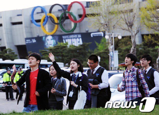 콘서트장 앞 깽판 레전드.jpg | 인스티즈