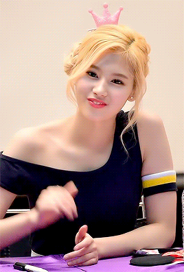 [트와이스] 엘사 실사판 .gif | 인스티즈