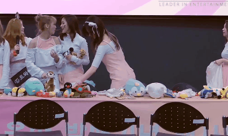 사나 없이 어떻게 사나~.gif | 인스티즈