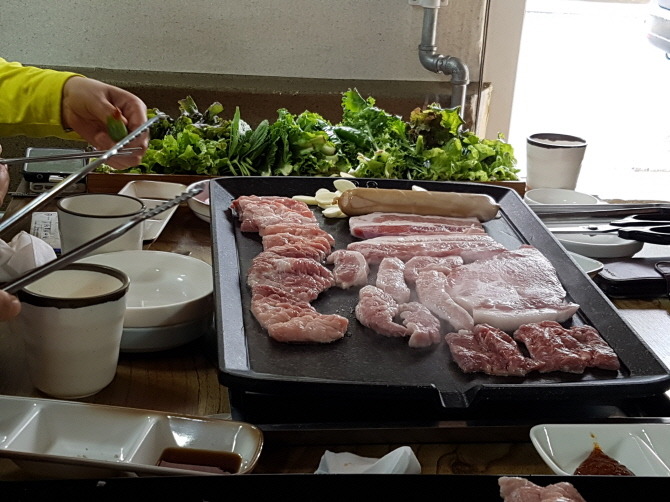 문경약돌돼지 이미지