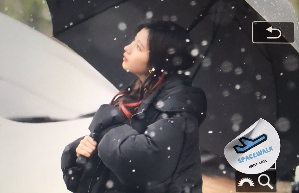 오늘 첫눈 맞는 사나.jpg | 인스티즈