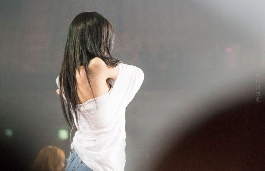 사나 어깨.jpg | 인스티즈