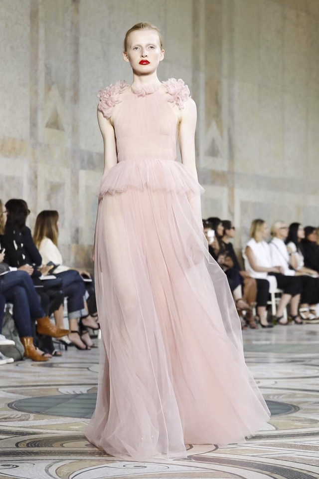 2018 S/S Giambattista Valli 오뜨꾸뛰르 컬렉션 | 인스티즈