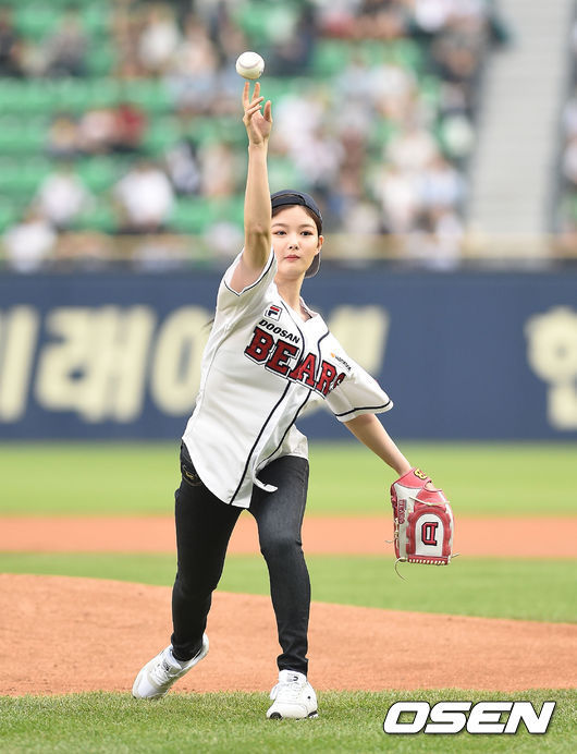 오늘자 김유정.jpg | 인스티즈