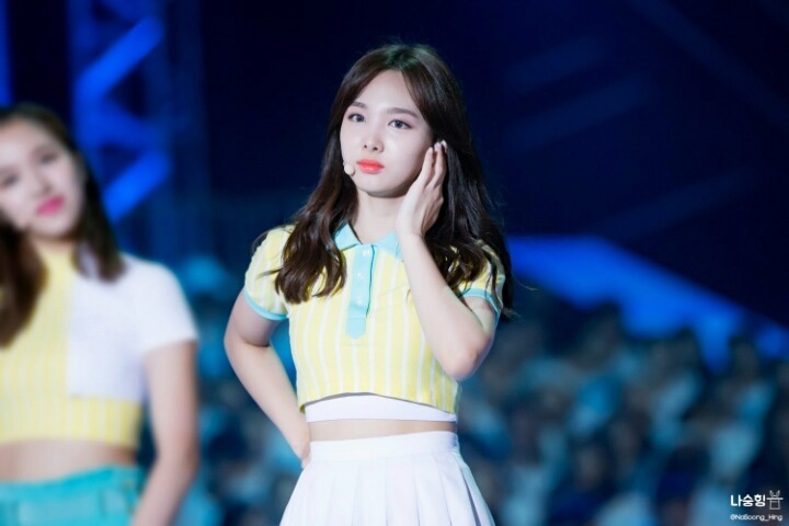 나연 이미지