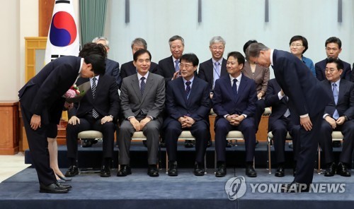 오늘자 박상기 법무부 장관 임명식 .jpg | 인스티즈
