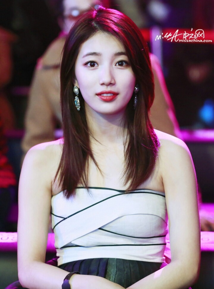 수지가 어마어마하게 예뻤던 날 | 인스티즈