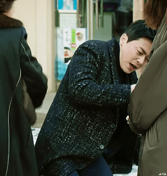 [질투의화신] 가장 어려운 여자 앞에서 이화신.gif | 인스티즈