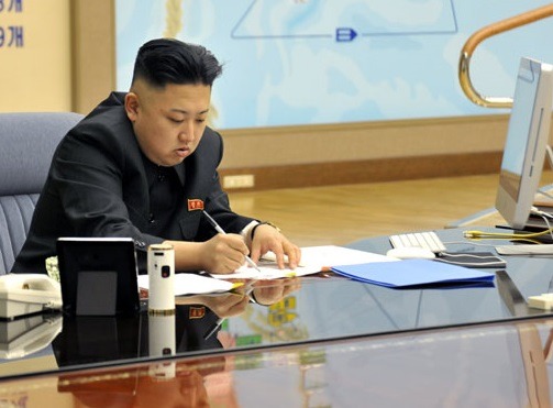 포스터만 보고 구남친은 당연히 이게 코미디 영화인줄 알았고.twt | 인스티즈
