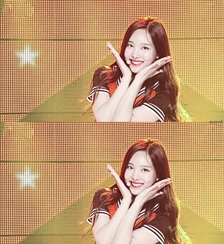 여덕 끌어모으는 트와이스 멤버 | 인스티즈