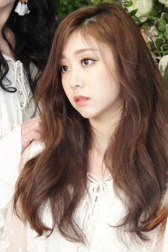 러블리즈 (덮)지수 VS (깐)지수 | 인스티즈