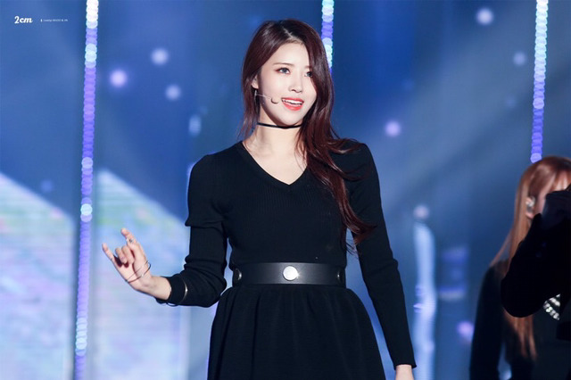 [러블리즈] 식스테일 잡으려다 놓쳐서 미주 | 인스티즈