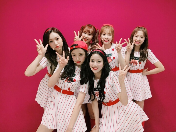 생일맞아서 기분좋아서 사진 올리기_＜ (에이프릴) | 인스티즈