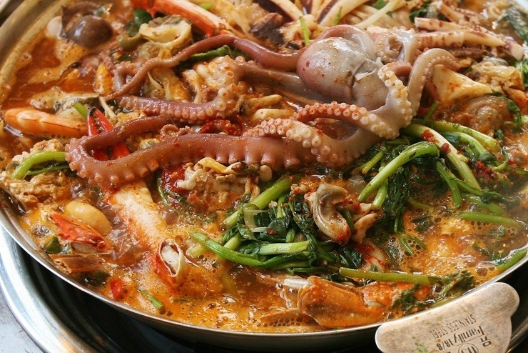 해물찜 vs 해물탕 | 인스티즈