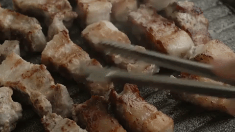 삼겹살.gif | 인스티즈