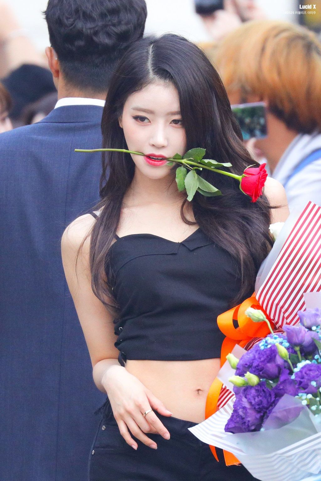 러블리즈 미주의 역대 출근길 모습 중에 최고 레전드 날.jpgif | 인스티즈