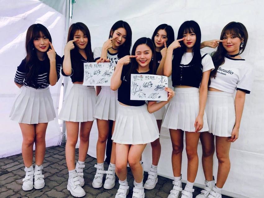 아직은 핸드폰이 없는 오마이걸.jpg | 인스티즈