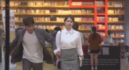 언니는 살아있다보고 어이없던 장면 | 인스티즈