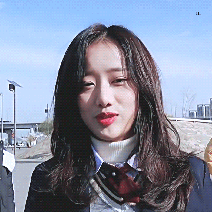 온에이프릴2 이나은.gif | 인스티즈