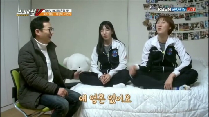 머리스타일을 단발로 변신한 이유.jpg | 인스티즈