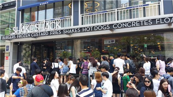 맛집 2시간 기다릴수있다 vs 밥을 왜 줄서서 먹는가 | 인스티즈