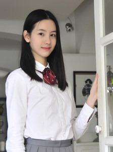 화려하고 이쁜여자 vs 수수하고 청순한 여자 | 인스티즈