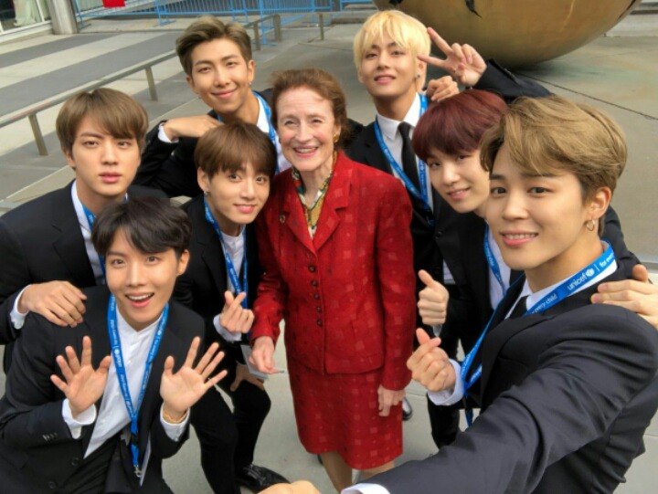 유니세프 공홈에 방탄소년단 사진 | 인스티즈