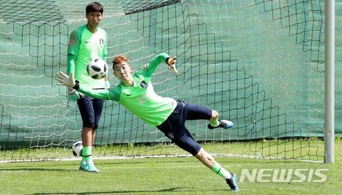 ???: 비난을 멈추고 제 얘기를 들어주세요 | 인스티즈