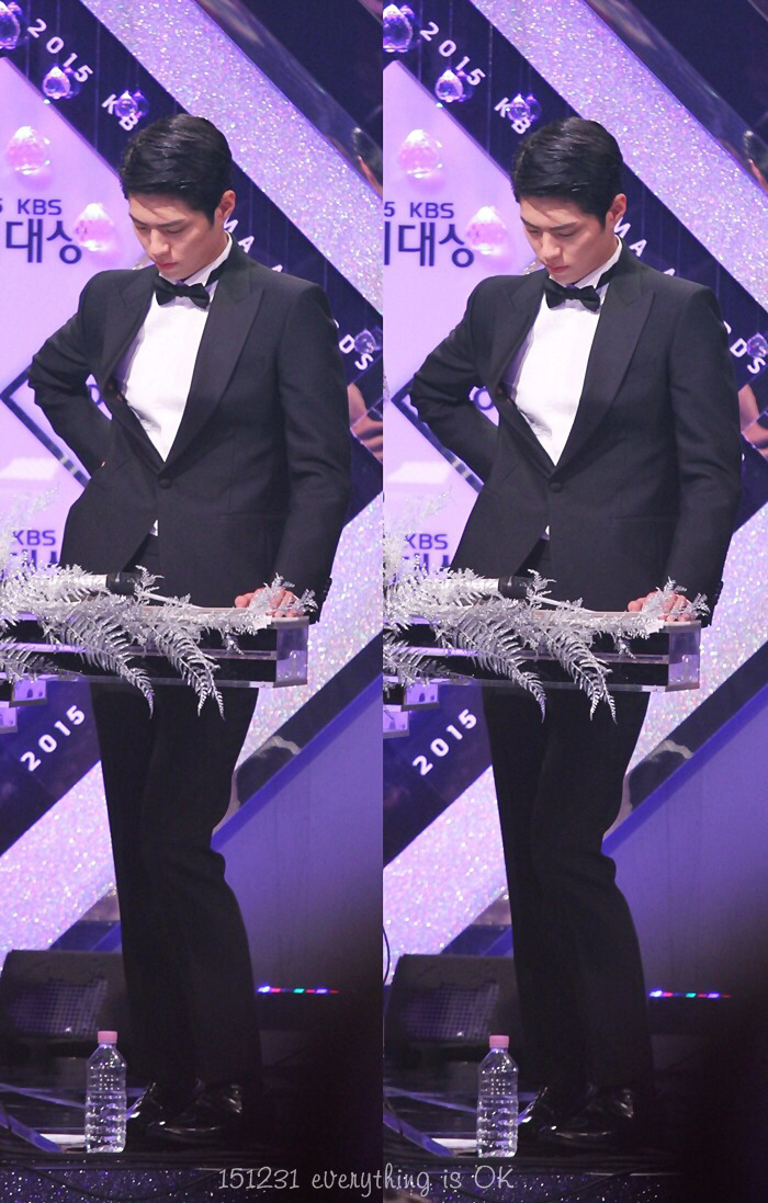 남배우치고 다양한 코디 시도하는 박보검 스타일리스트.jpg | 인스티즈