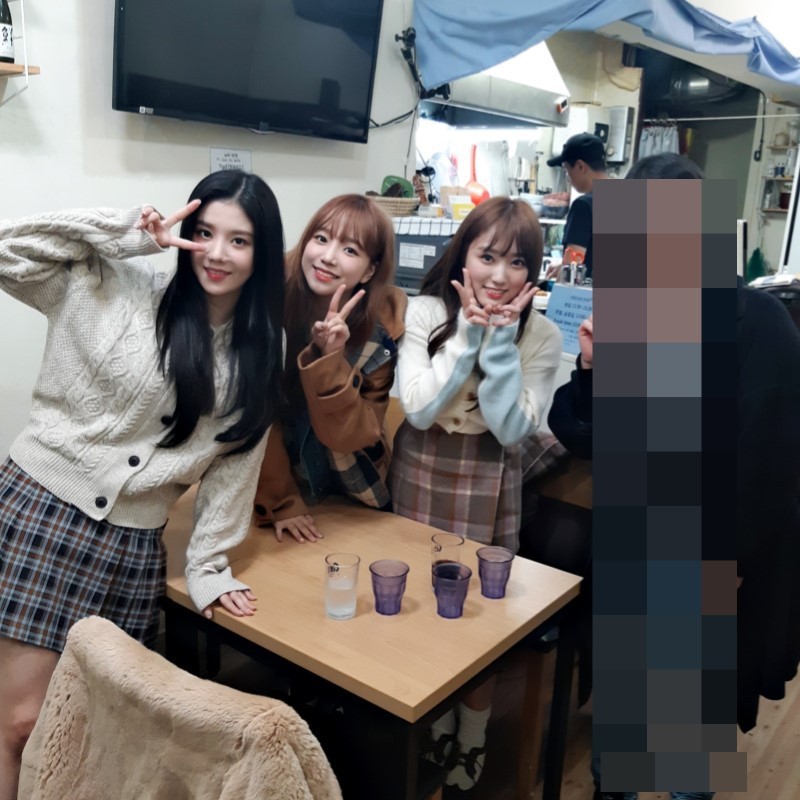 [아이즈원] 아이즈원이 골목식당에 출연? 백종원이 극찬한 돈까스 가게에 뜬 아이즈원 멤버들 | 인스티즈