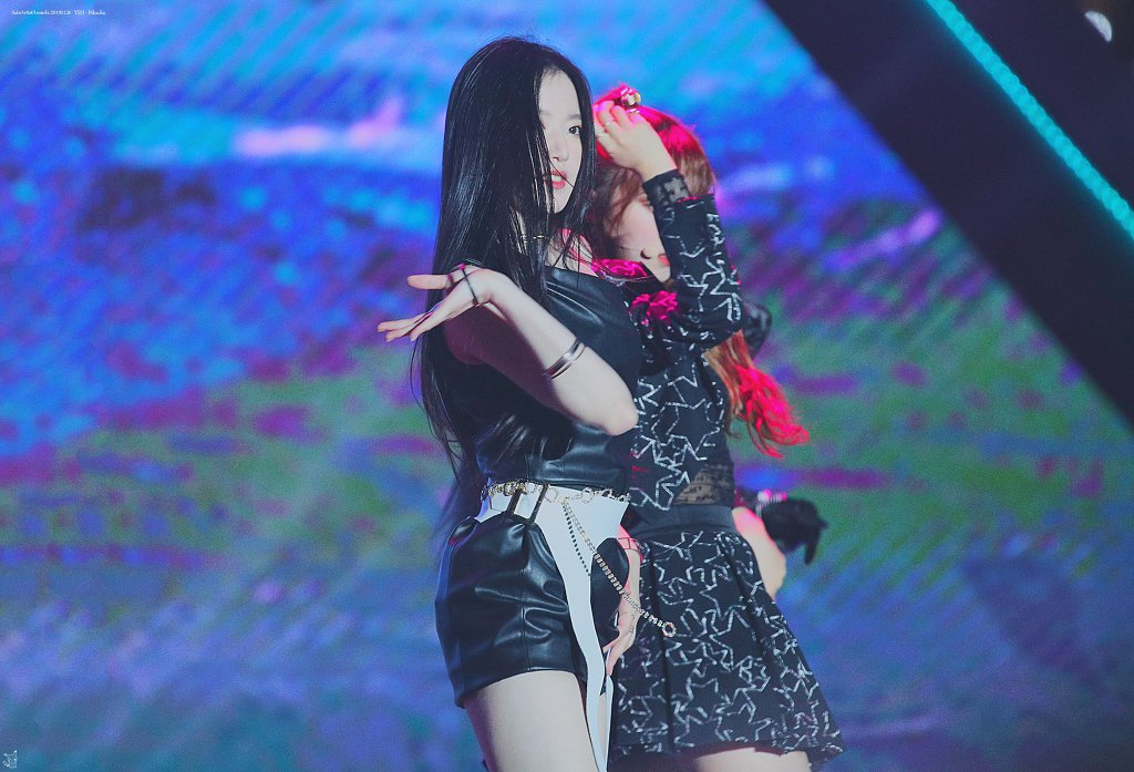 (여자)아이들의 비쥬얼담당 백설공주 슈화.jpgif (311장) | 인스티즈
