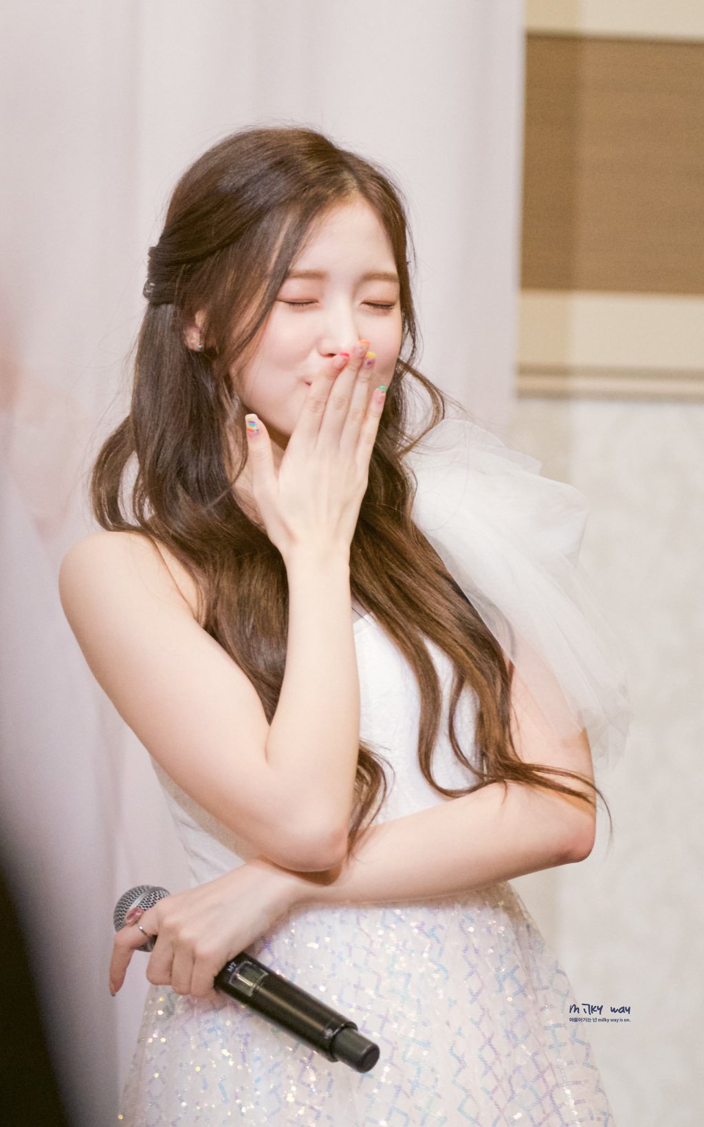 최예원 a.k.a 오마이걸 아린.jpgif | 인스티즈