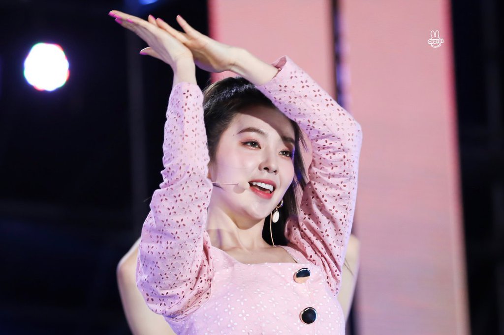 아이린은 정말 예쁘다.jpgif (사진多多多) | 인스티즈