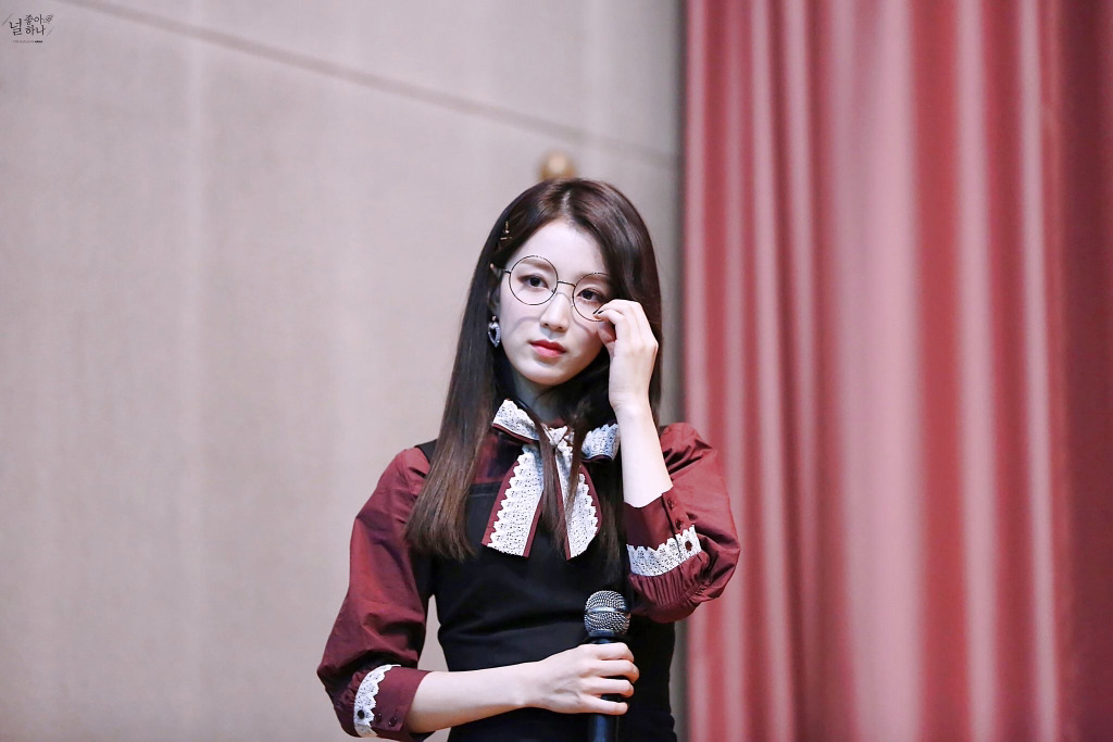 [구구단] 점심은 뭘로 먹을까 고민이되서 하나 | 인스티즈
