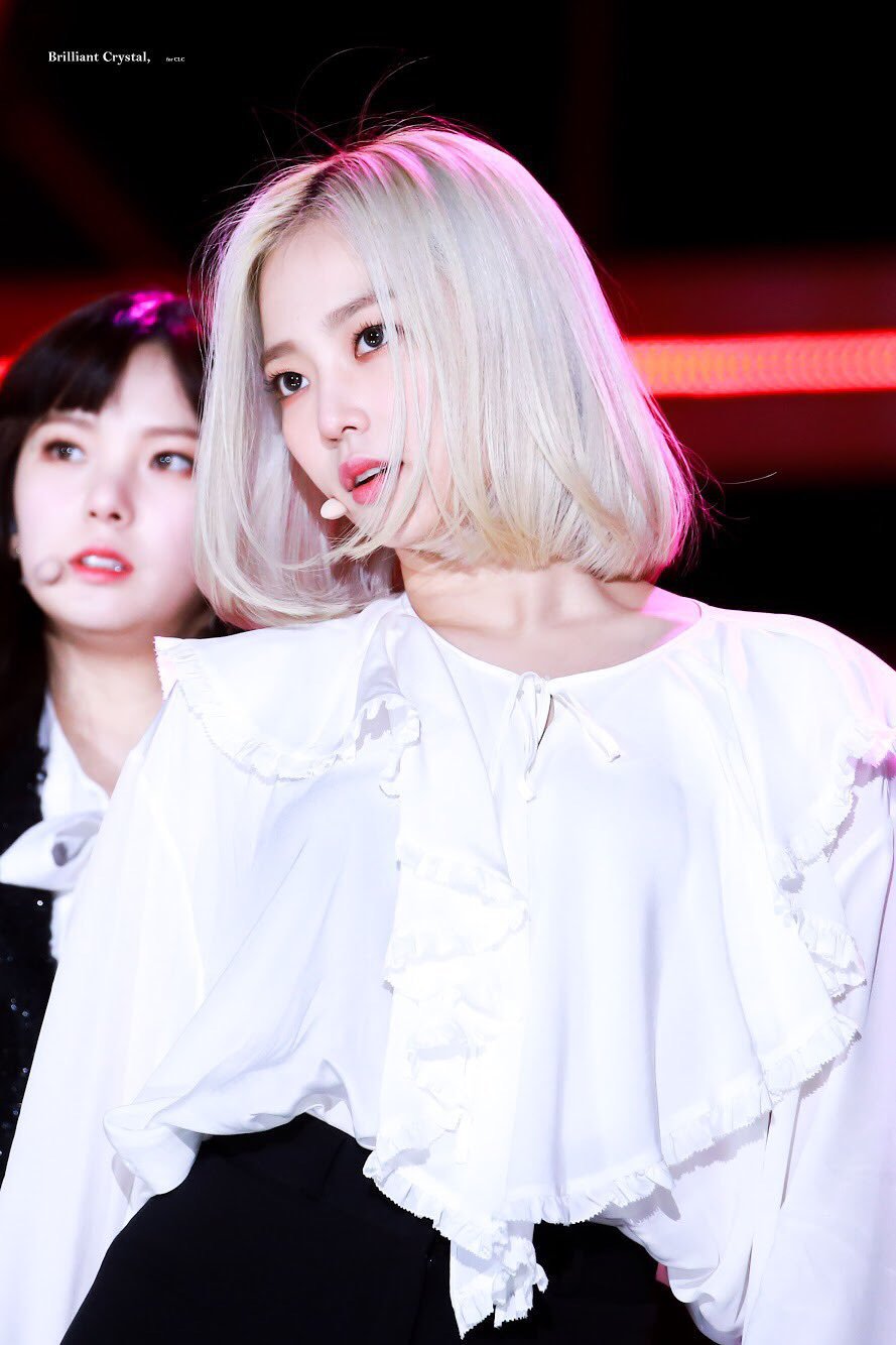 단발머리가 찰떡같이 어울리는 CLC 장예은.jpgif | 인스티즈