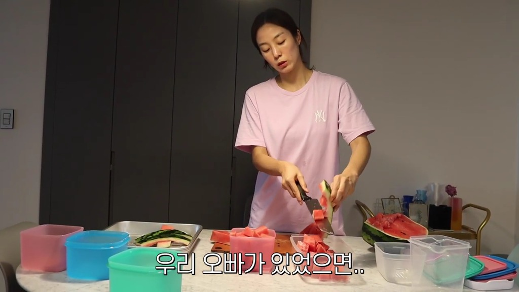 문가든씨가 알려주는 수박 조각 보관하려고 자를때 꿀팁 | 인스티즈