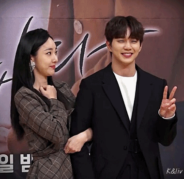 부끄러워하는 유승호 gif | 인스티즈